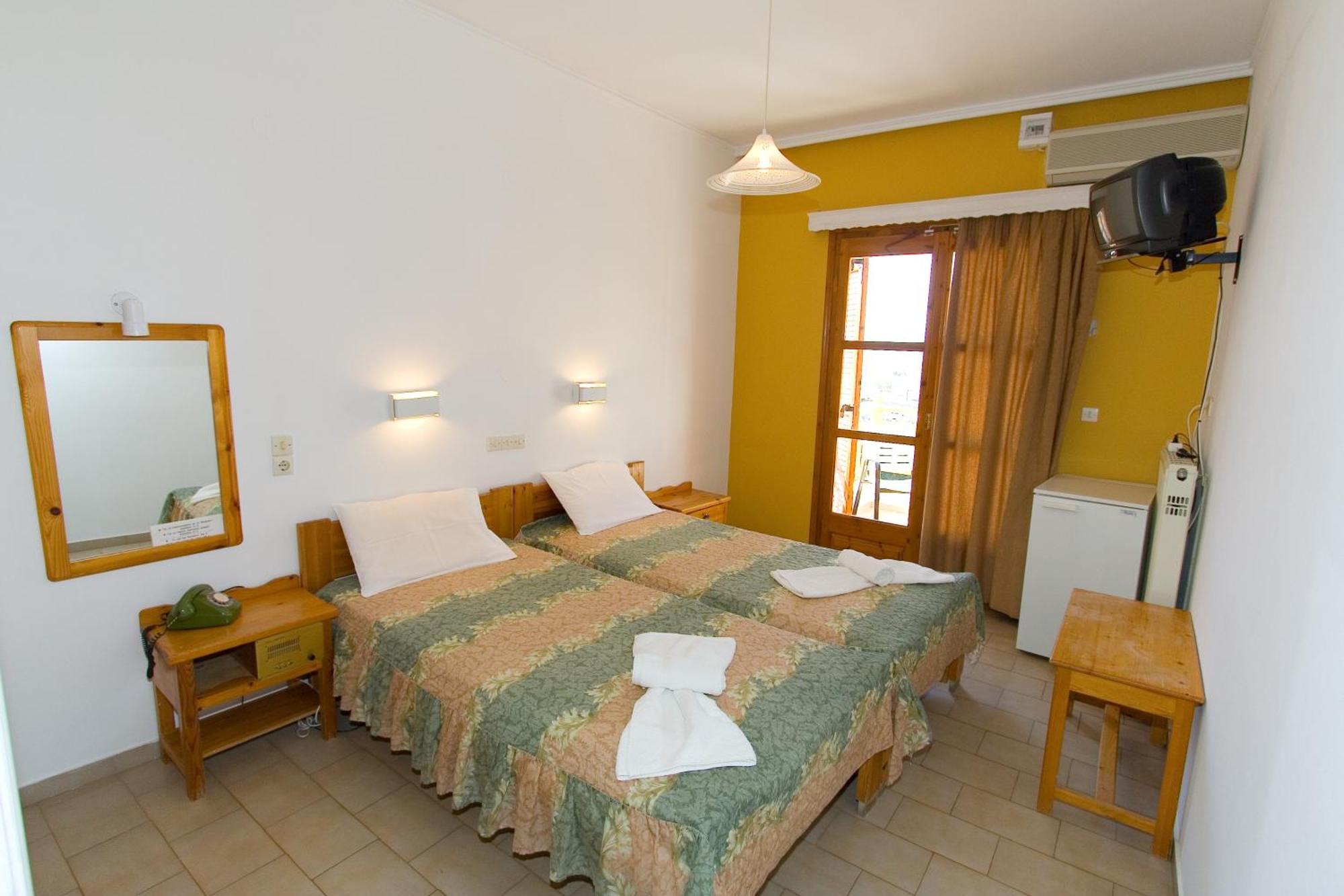 Hotel Aidipsos Loutra Edipsou  Oda fotoğraf